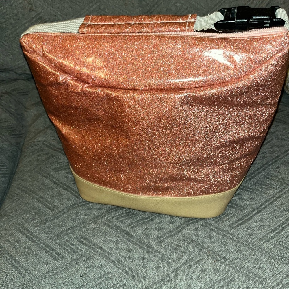 Cute sparkly pink lunch bag